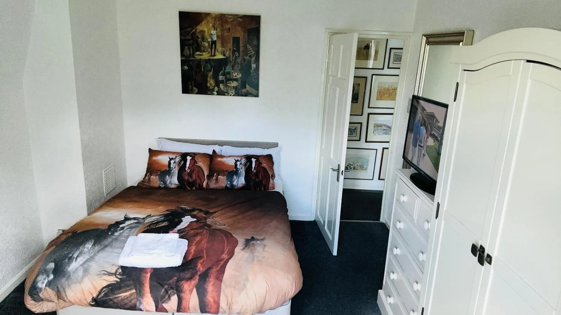 Bromley Bliss Apartment Getaway
